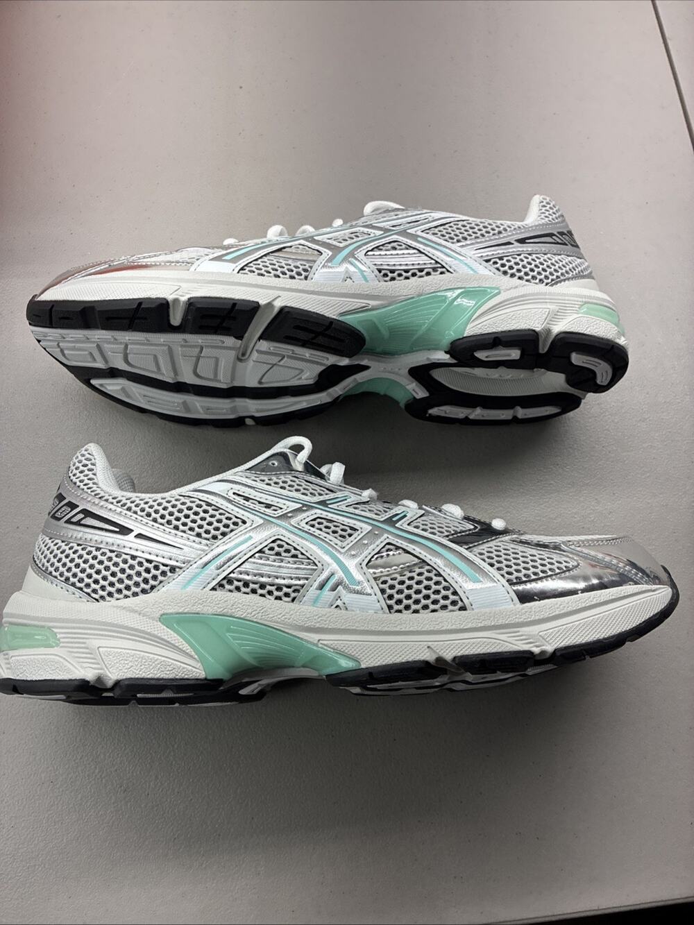 ASICS GEL-1130 Mens 11.5 White Mint Running Athletic Shoes Sneakers NEW